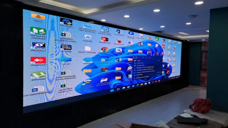 LED screen in UAE displaying colorful app icons