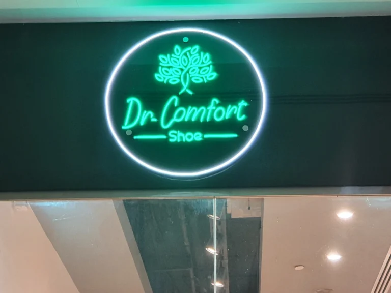 3D signage displaying Dr. Comfort shoe store name